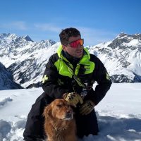 nook avalanche serach dog